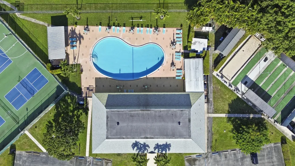 14604 Canalview Drive Delray Beach FL 33484