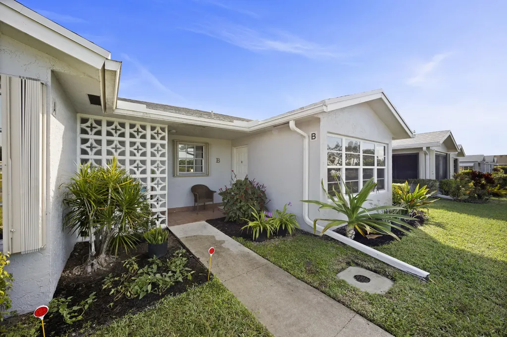 14604 Canalview Drive Delray Beach FL 33484