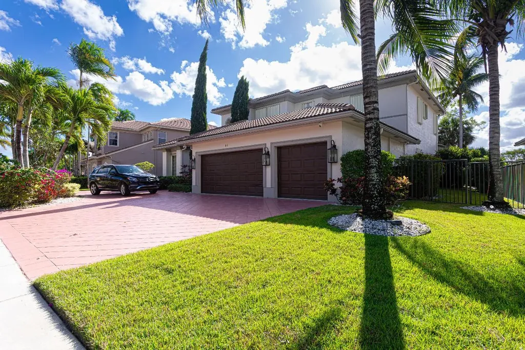1811 Waldorf Drive Royal Palm Beach FL 33411