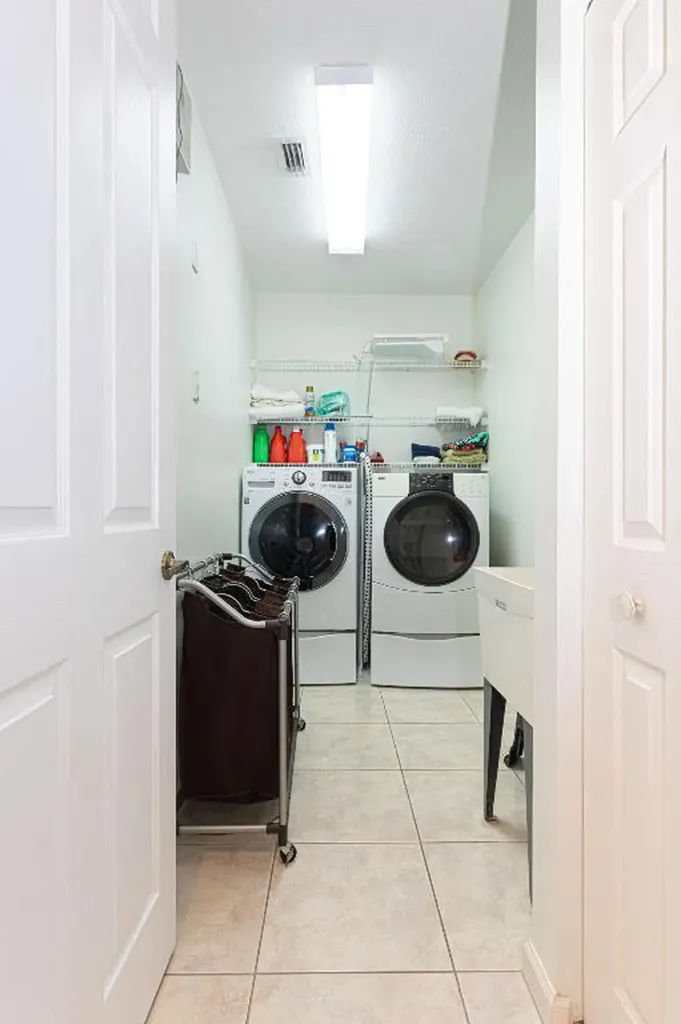 1811 Waldorf Drive Royal Palm Beach FL 33411
