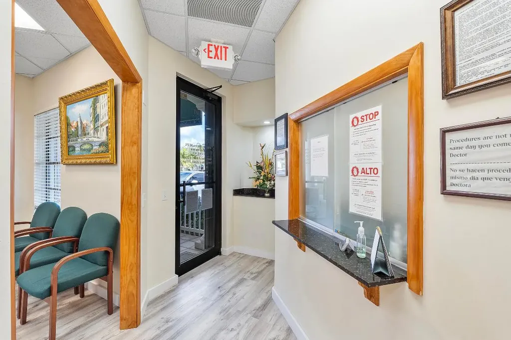18044 NW 6th Street Pembroke Pines FL 33029