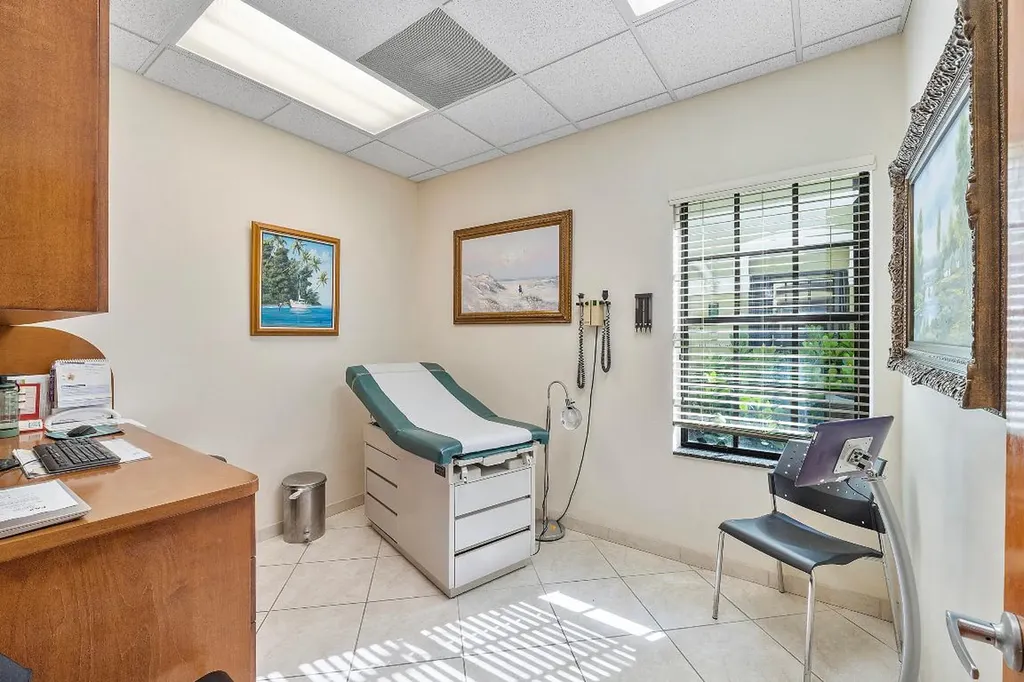 18044 NW 6th Street Pembroke Pines FL 33029