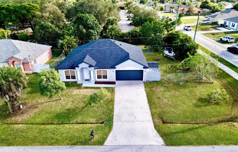 782 SW Amber Terrace Port St Lucie FL 34953