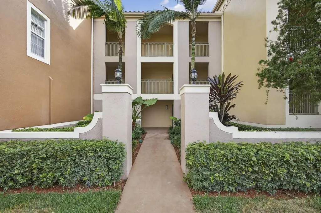 11730 Saint Andrews Place Wellington FL 33414