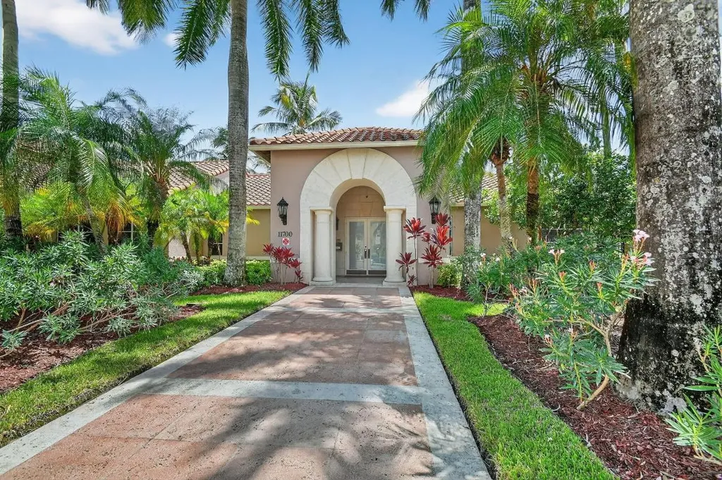 11730 Saint Andrews Place Wellington FL 33414