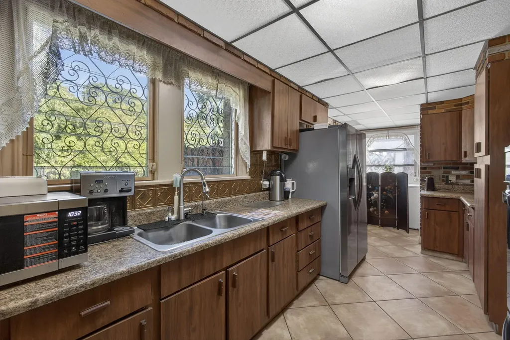 445 29th Street West Palm Beach FL 33407