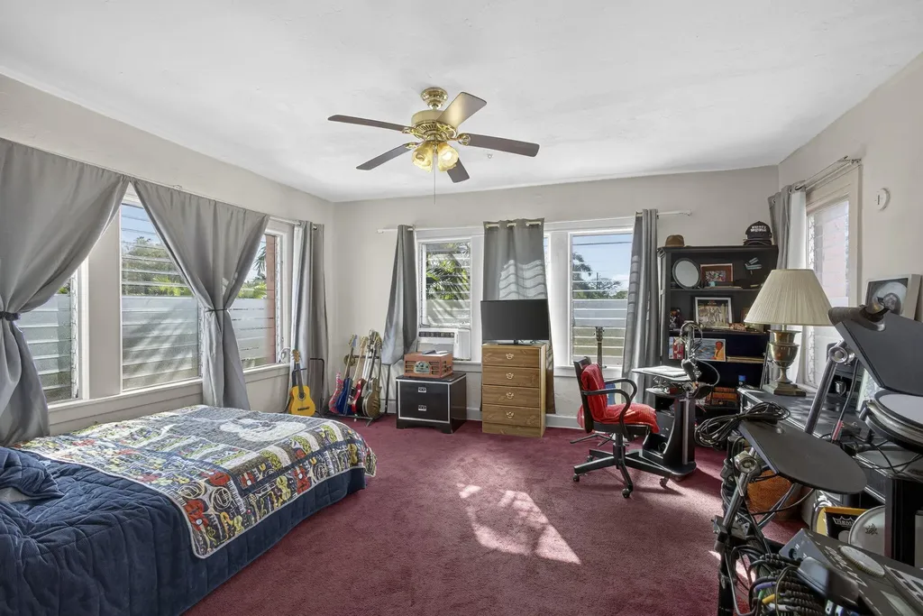 445 29th Street West Palm Beach FL 33407