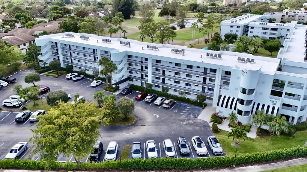 6698 10th Avenue N Lake Worth FL 33467