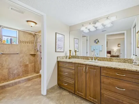 6698 10th Avenue N Lake Worth FL 33467