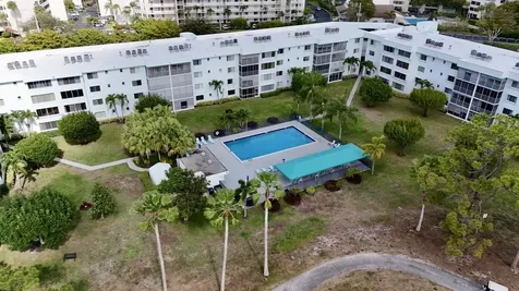6698 10th Avenue N Lake Worth FL 33467