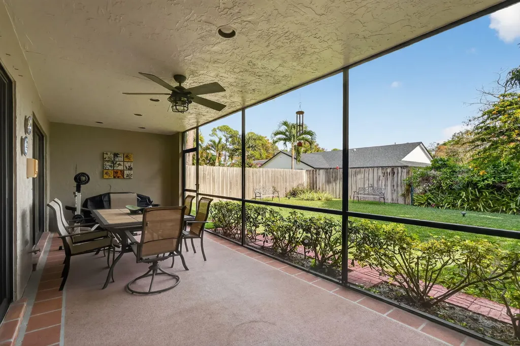 560 Juniper Place Wellington FL 33414