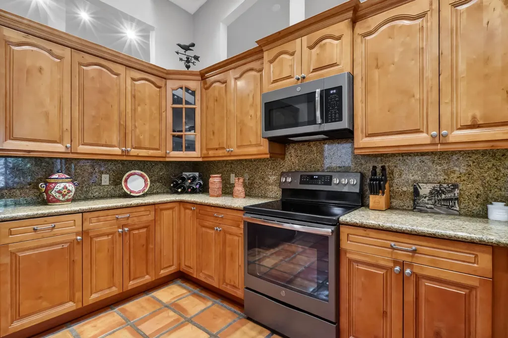 560 Juniper Place Wellington FL 33414