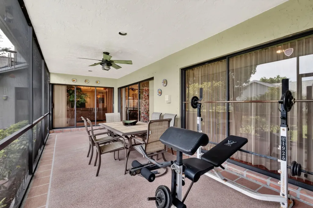 560 Juniper Place Wellington FL 33414