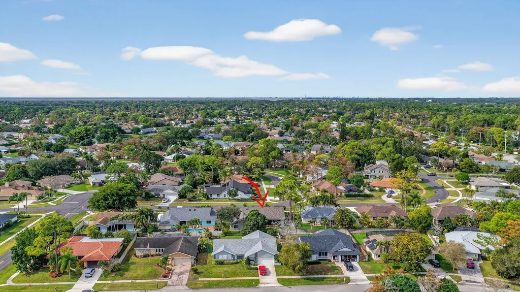 560 Juniper Place Wellington FL 33414