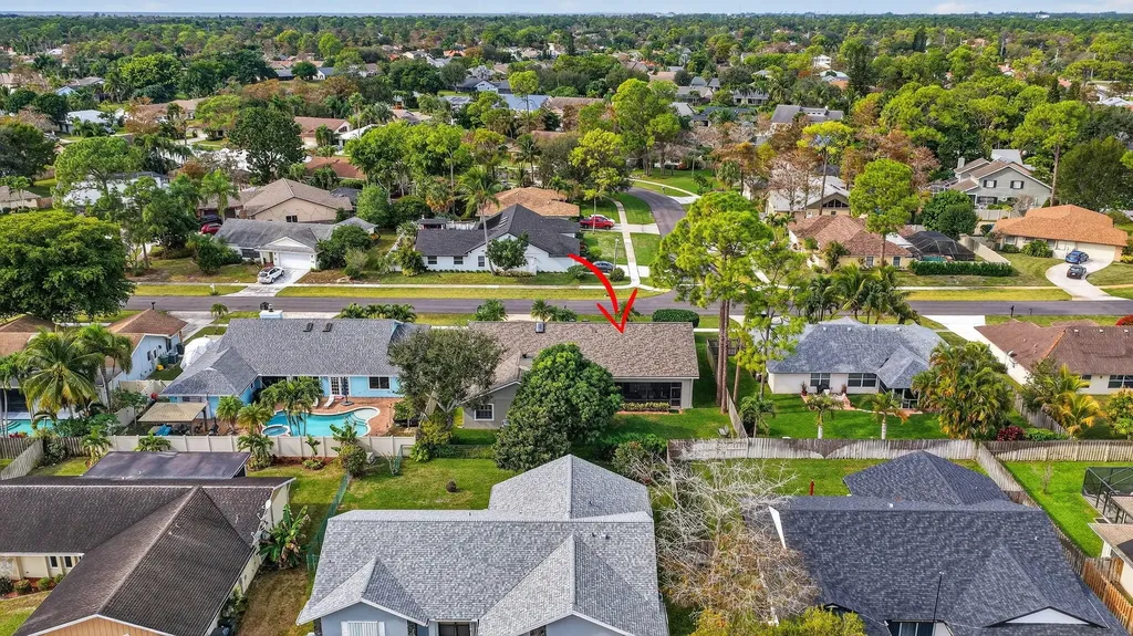 560 Juniper Place Wellington FL 33414