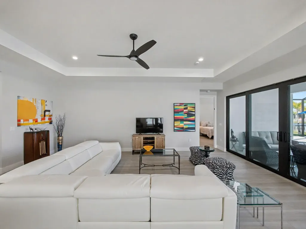 12433 SW Crystal Cove Drive Port St Lucie FL 34987