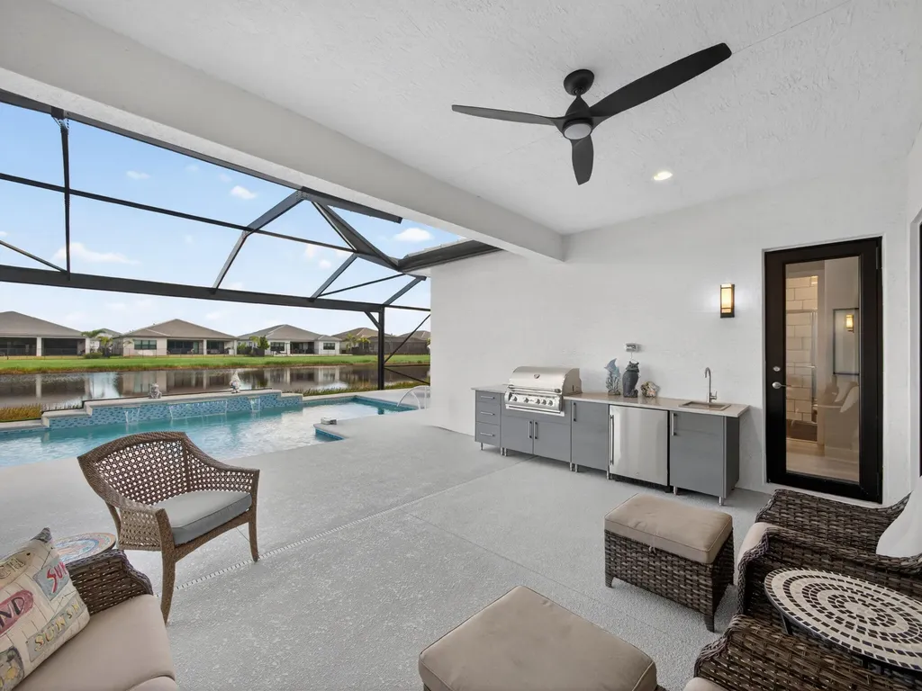 12433 SW Crystal Cove Drive Port St Lucie FL 34987