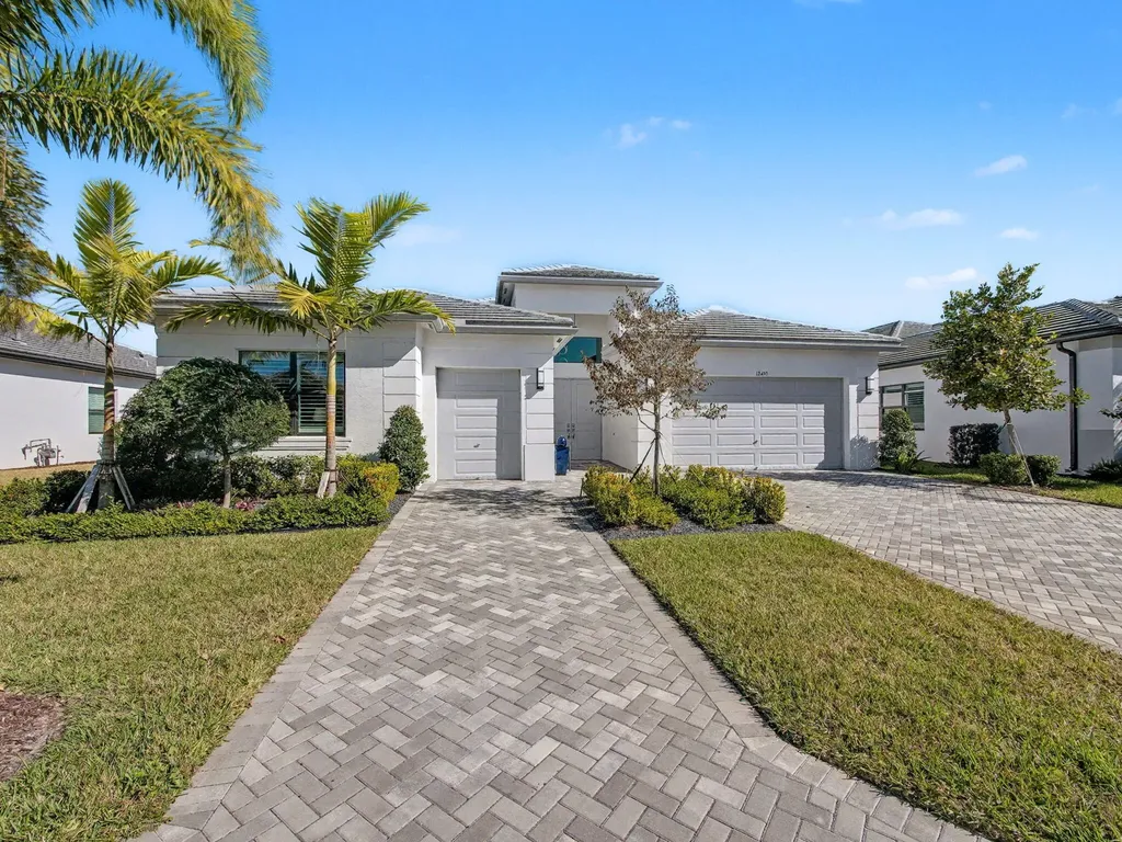 12433 SW Crystal Cove Drive Port St Lucie FL 34987