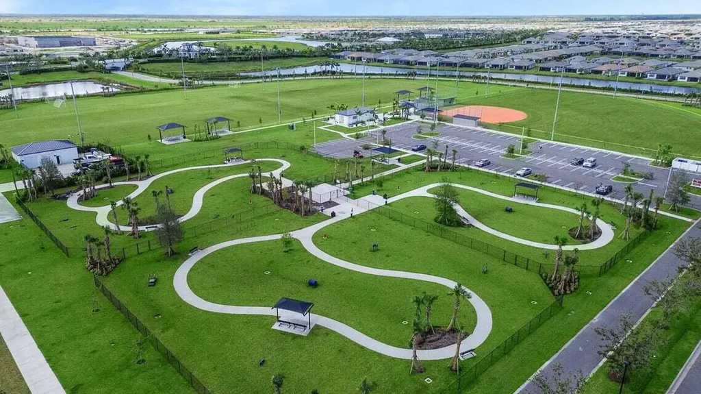 12433 SW Crystal Cove Drive Port St Lucie FL 34987