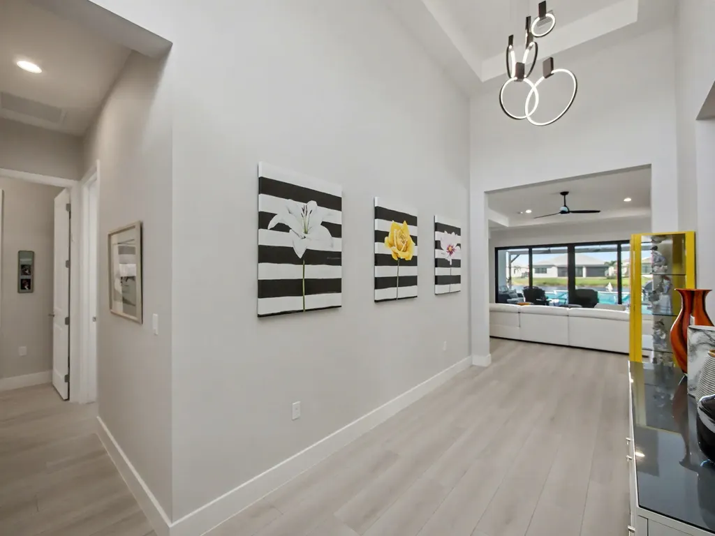 12433 SW Crystal Cove Drive Port St Lucie FL 34987