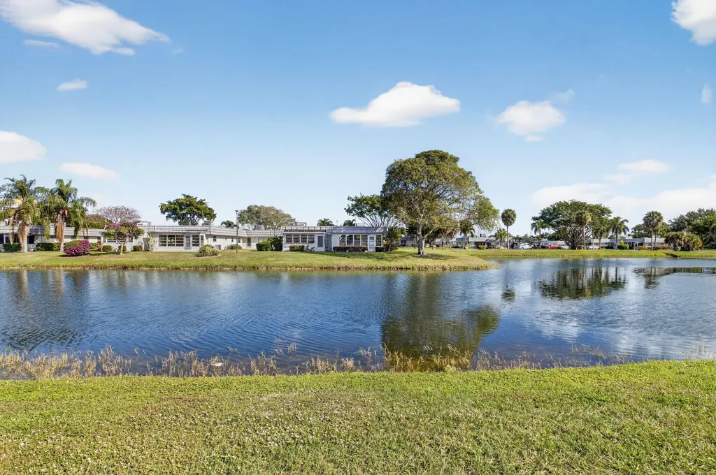 170 Valencia H Delray Beach FL 33446