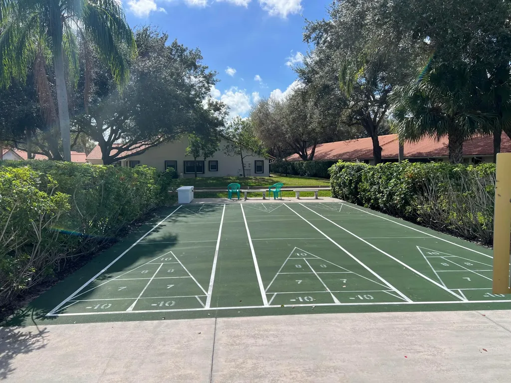 9632 Sills Drive E Boynton Beach FL 33437