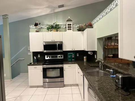 9632 Sills Drive E Boynton Beach FL 33437