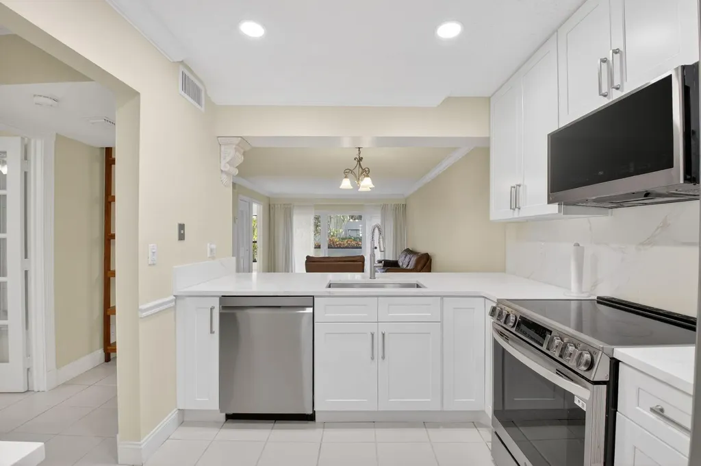 159 NW 70th Street Boca Raton FL 33487