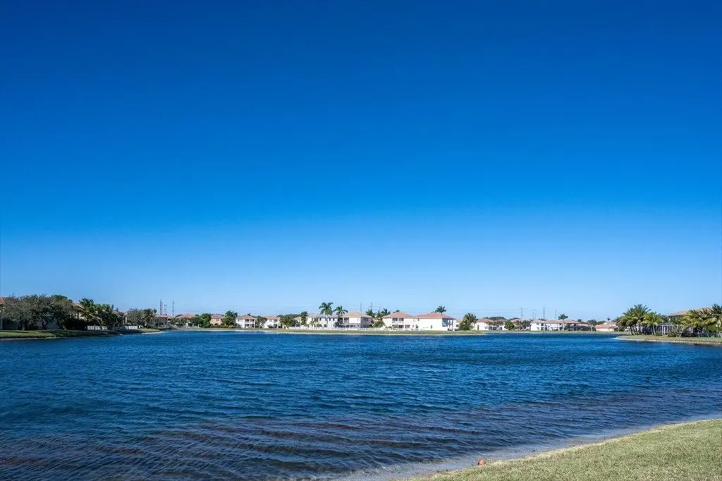 1238 Bay View Way Wellington FL 33414