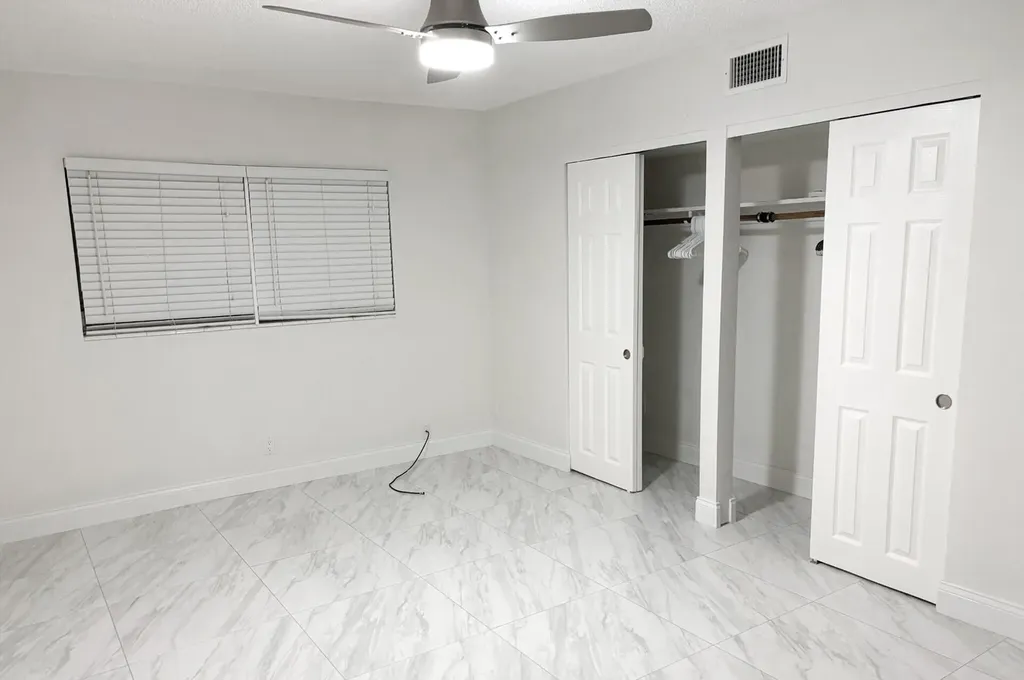 2182 NE 1st Way Boynton Beach FL 33435