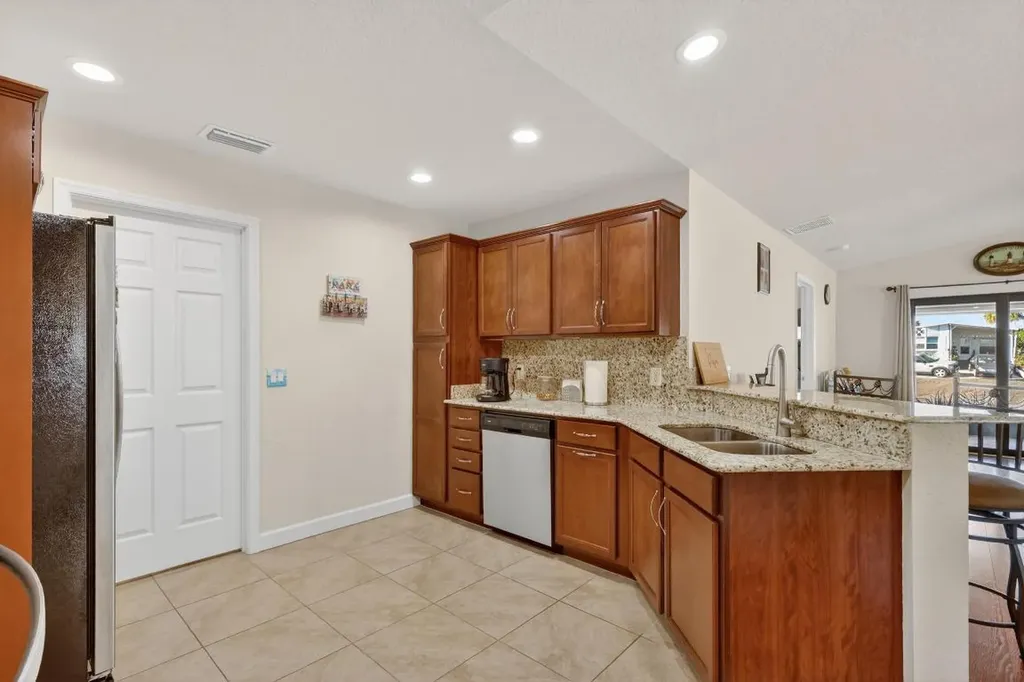 3 Los Gatos Lane Port St Lucie FL 34952