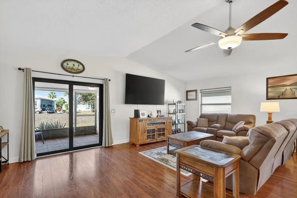 3 Los Gatos Lane Port St Lucie FL 34952