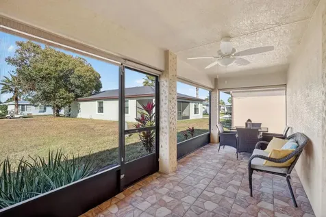 3 Los Gatos Lane Port St Lucie FL 34952