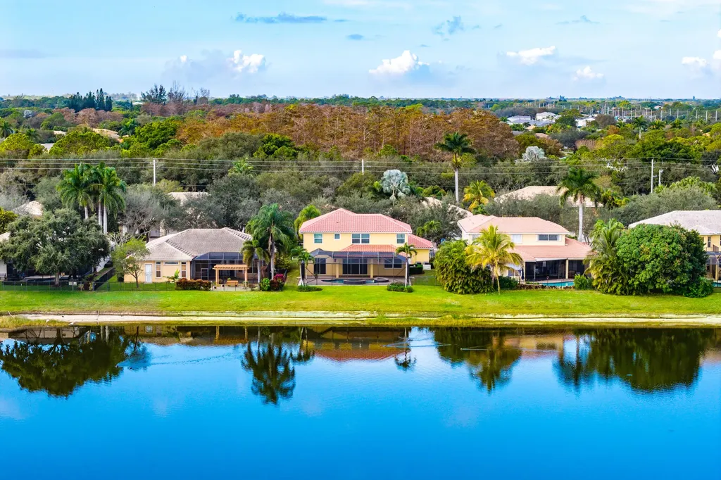 4199 Cedar Creek Ranch Circle Lake Worth FL 33467