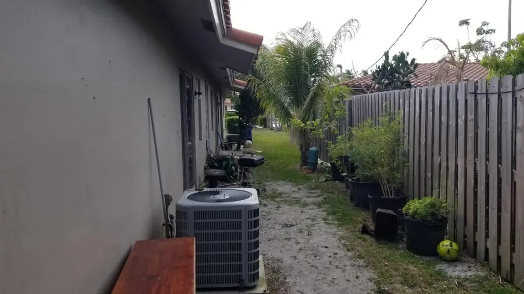 4115 Riverside Drive Coral Springs FL 33065