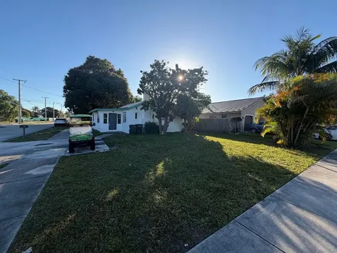 520 NW 3rd Street Delray Beach FL 33444