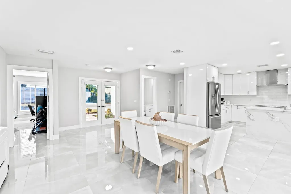 12293 Old Country Road S Wellington FL 33414