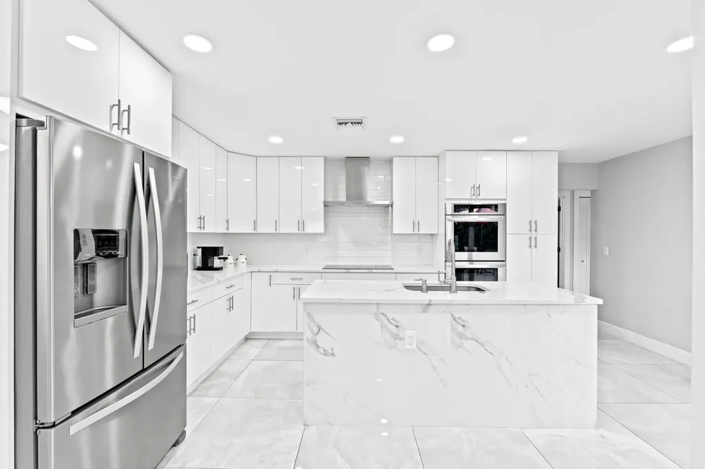 12293 Old Country Road S Wellington FL 33414