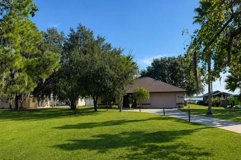 680 Memorial Drive Sebring FL 33870