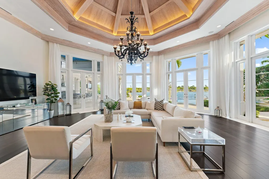 372 Regatta Drive Jupiter FL 33477