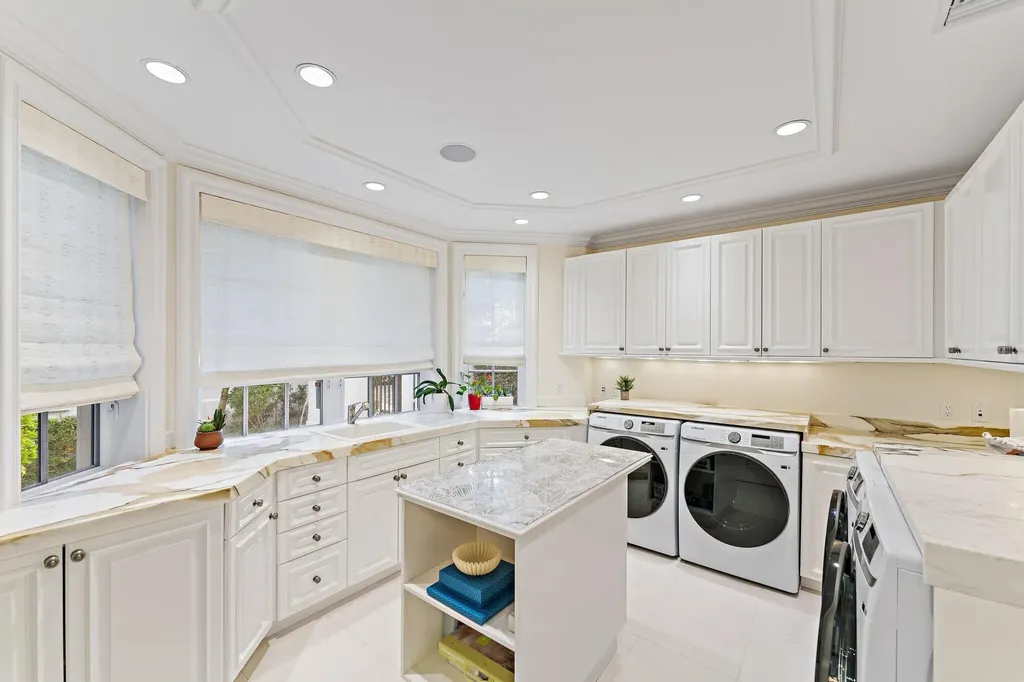 372 Regatta Drive Jupiter FL 33477