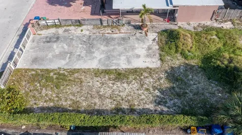 1045 W 30th Street Riviera Beach FL 33404
