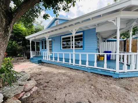 714 W Lakewood Road West Palm Beach FL 33405