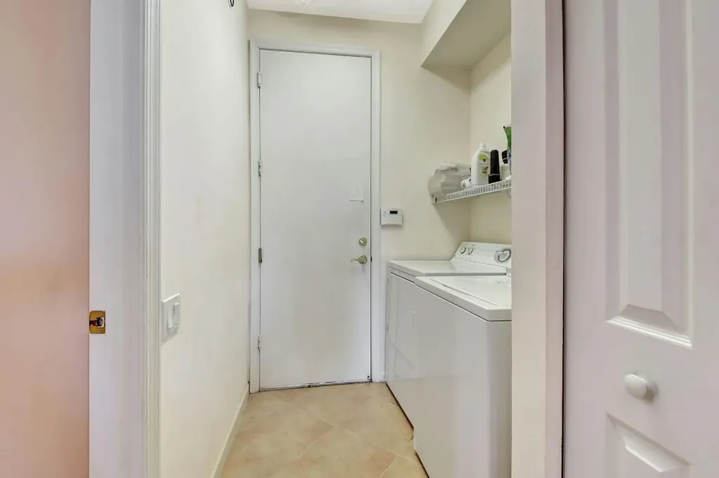 5282 Brooklawn Terrace Boynton Beach FL 33437