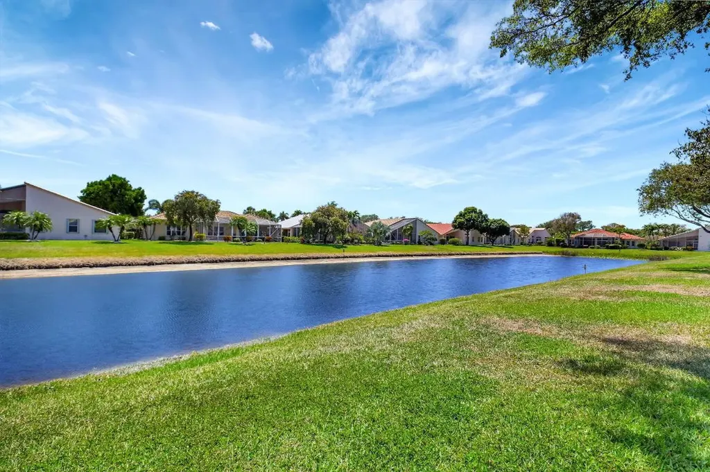 5282 Brooklawn Terrace Boynton Beach FL 33437
