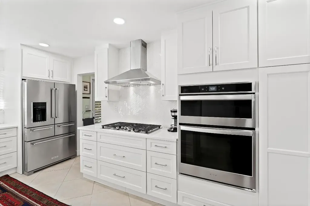 429 Inlet Road North Palm Beach FL 33408
