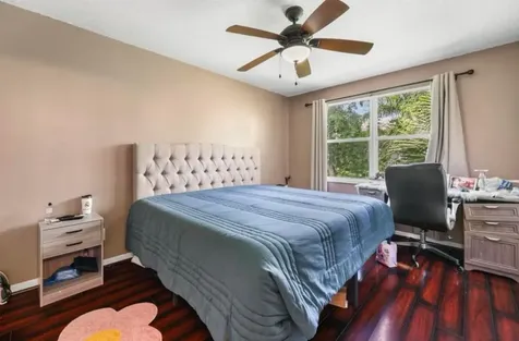 380 SW 122nd Avenue Pembroke Pines FL 33025