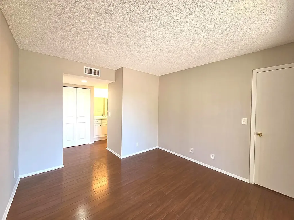 1524 SE Royal Green Circle Port St Lucie FL 34952