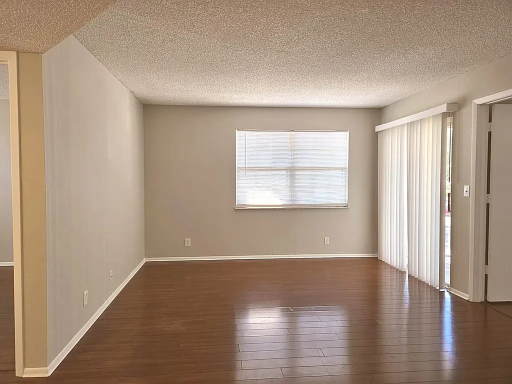 1524 SE Royal Green Circle Port St Lucie FL 34952