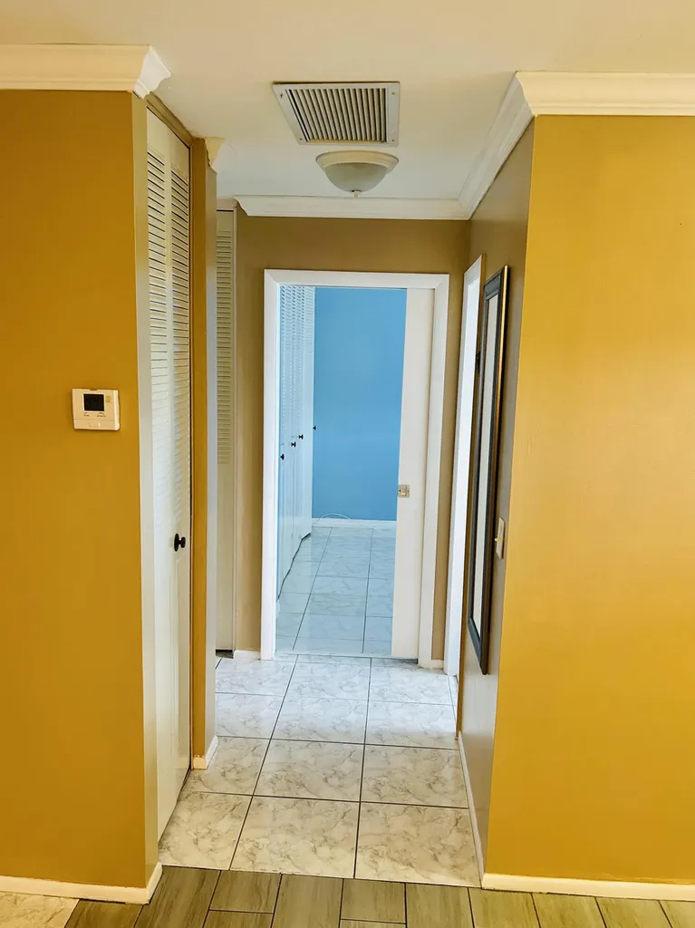 2567 Dudley Drive W West Palm Beach FL 33415